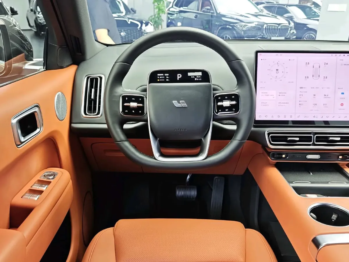 2023 Li L8 Range Extended 154HP REEV 40.9KWH,autocango,china used car exporter,china ev exporter,chinese used car exporter,chinese used ev exporter