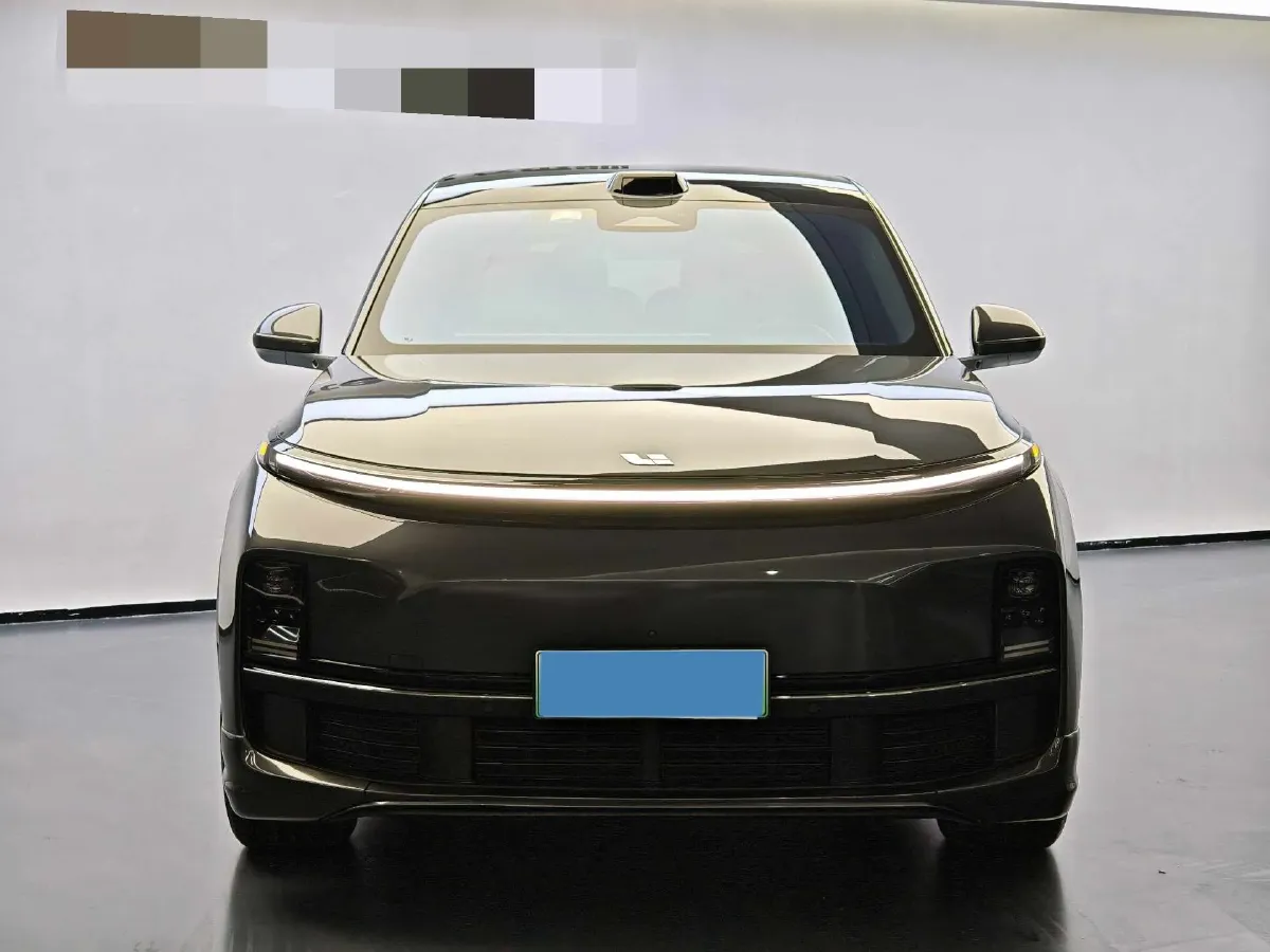 2023 Li L8 Range Extended 154HP REEV 40.9KWH,autocango,china used car exporter,china ev exporter,chinese used car exporter,chinese used ev exporter