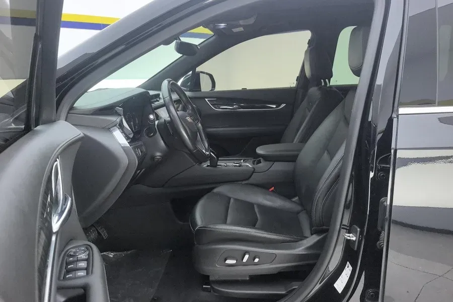 2020 Cadillac XT6 2.0T 237HP L4 9AT,autocango,china used car exporter,china ev exporter,chinese used car exporter,chinese used ev exporter