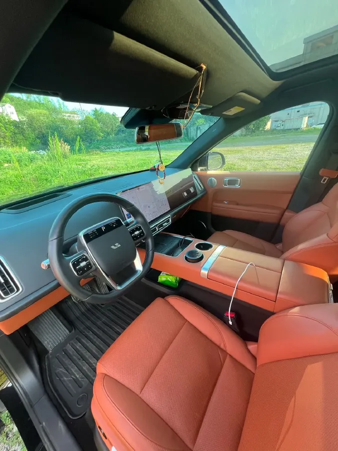 2024 Li L6 Range Extended 154HP L4 REEV 36.8KWH,autocango,china used car exporter,china ev exporter,chinese used car exporter,chinese used ev exporter