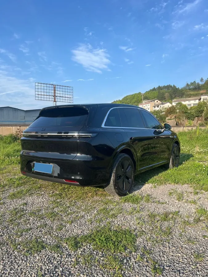 2024 Li L6 Range Extended 154HP L4 REEV 36.8KWH,autocango,china used car exporter,china ev exporter,chinese used car exporter,chinese used ev exporter