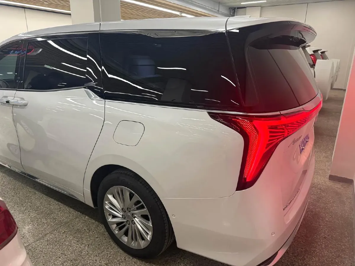 2025 Buick Century 2.0T 237HP L4 9AT,autocango,china used car exporter,china ev exporter,chinese used car exporter,chinese used ev exporter