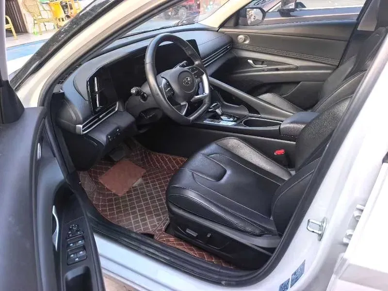 2021 Hyundai Elantra 1.5L 115HP L4 CVT,autocango,china used car exporter,china ev exporter,chinese used car exporter,chinese used ev exporter