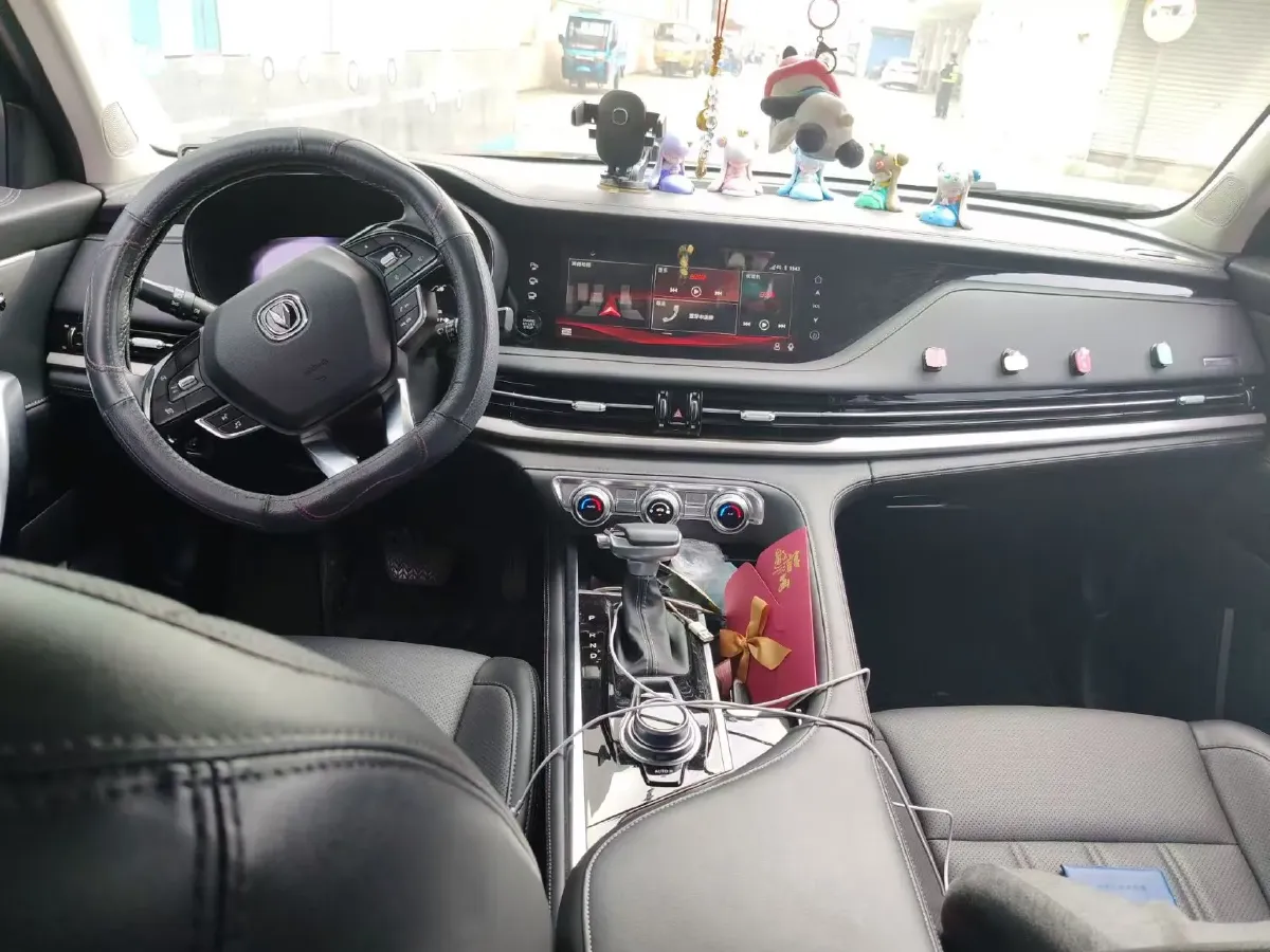 2019 ChangAn CS95 2.0T 233HP L4 6AT,autocango,china used car exporter,china ev exporter,chinese used car exporter,chinese used ev exporter