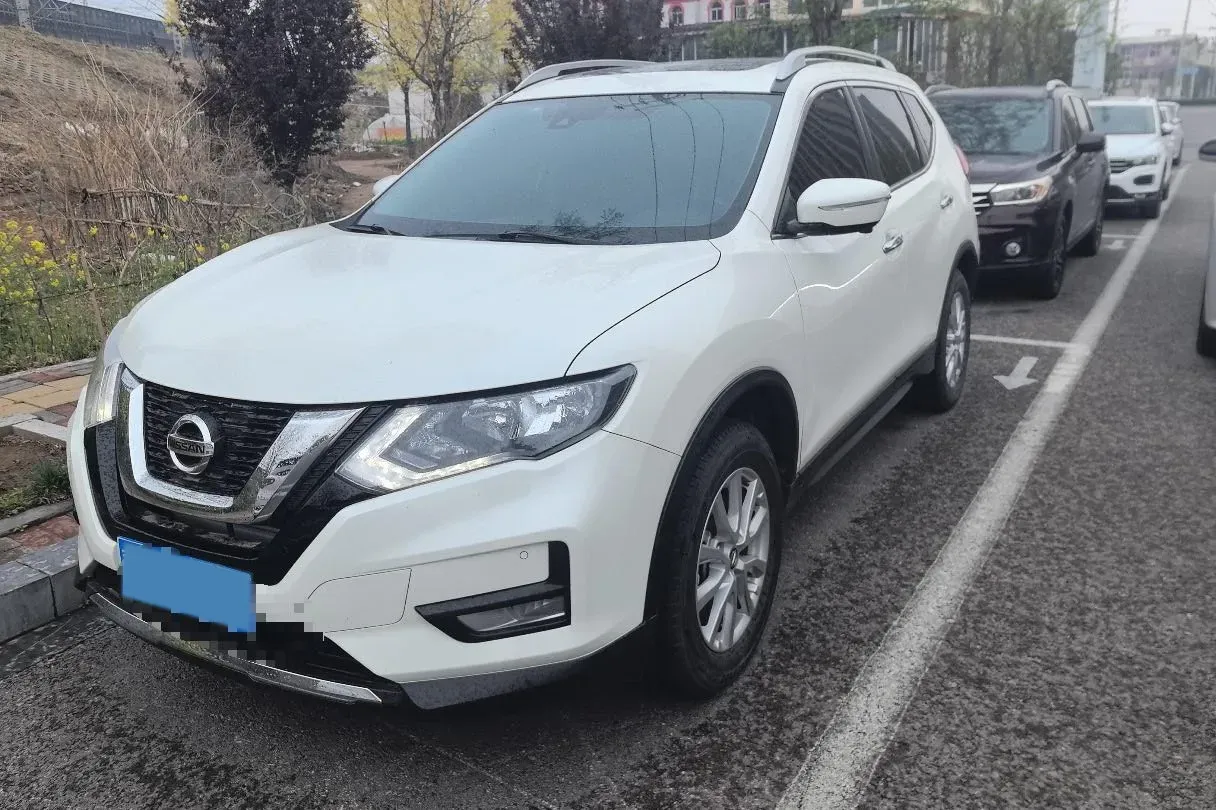 2020 Nissan X-Trail 2.0L 154HP L4 CVT,autocango,china used car exporter,china ev exporter,chinese used car exporter,chinese used ev exporter