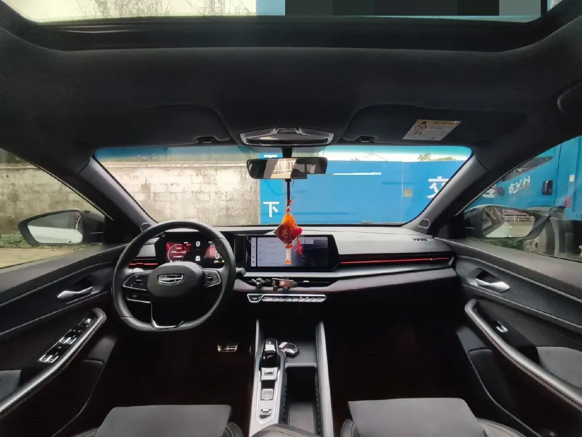 2022 Geely Binray 1.5T 181HP L4 7DCT,autocango,china used car exporter,china ev exporter,chinese used car exporter,chinese used ev exporter