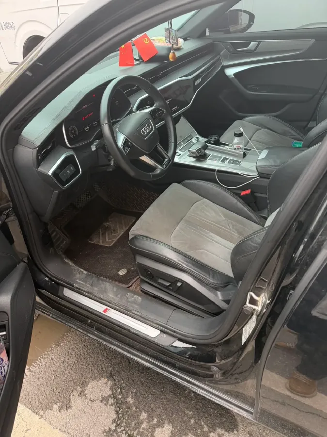 2021 Audi A6L 2.0T 224HP L4 7DCT,autocango,china used car exporter,china ev exporter,chinese used car exporter,chinese used ev exporter