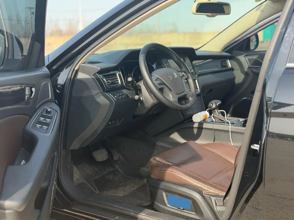 2019 HongQi H7 2.0T 204HP L4 6AT,autocango,china used car exporter,china ev exporter,chinese used car exporter,chinese used ev exporter