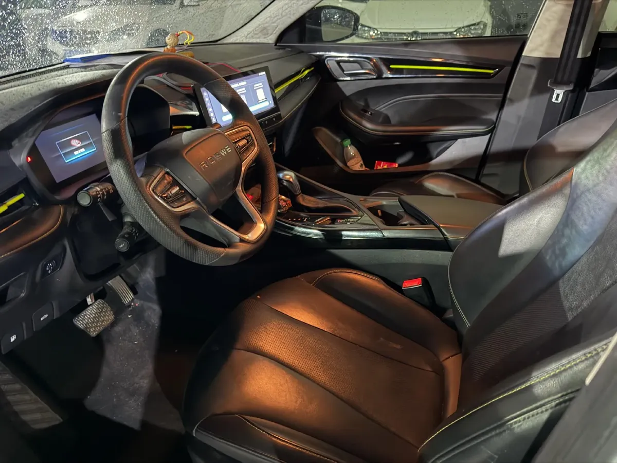 2021 Roewe i5 1.5L 120HP L4 CVT,autocango,china used car exporter,china ev exporter,chinese used car exporter,chinese used ev exporter