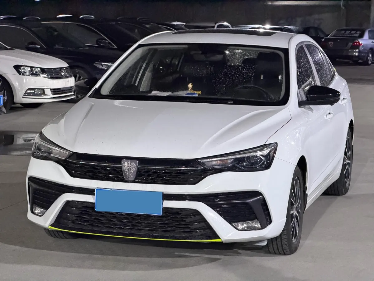 2021 Roewe i5 1.5L 120HP L4 CVT,autocango,china used car exporter,china ev exporter,chinese used car exporter,chinese used ev exporter