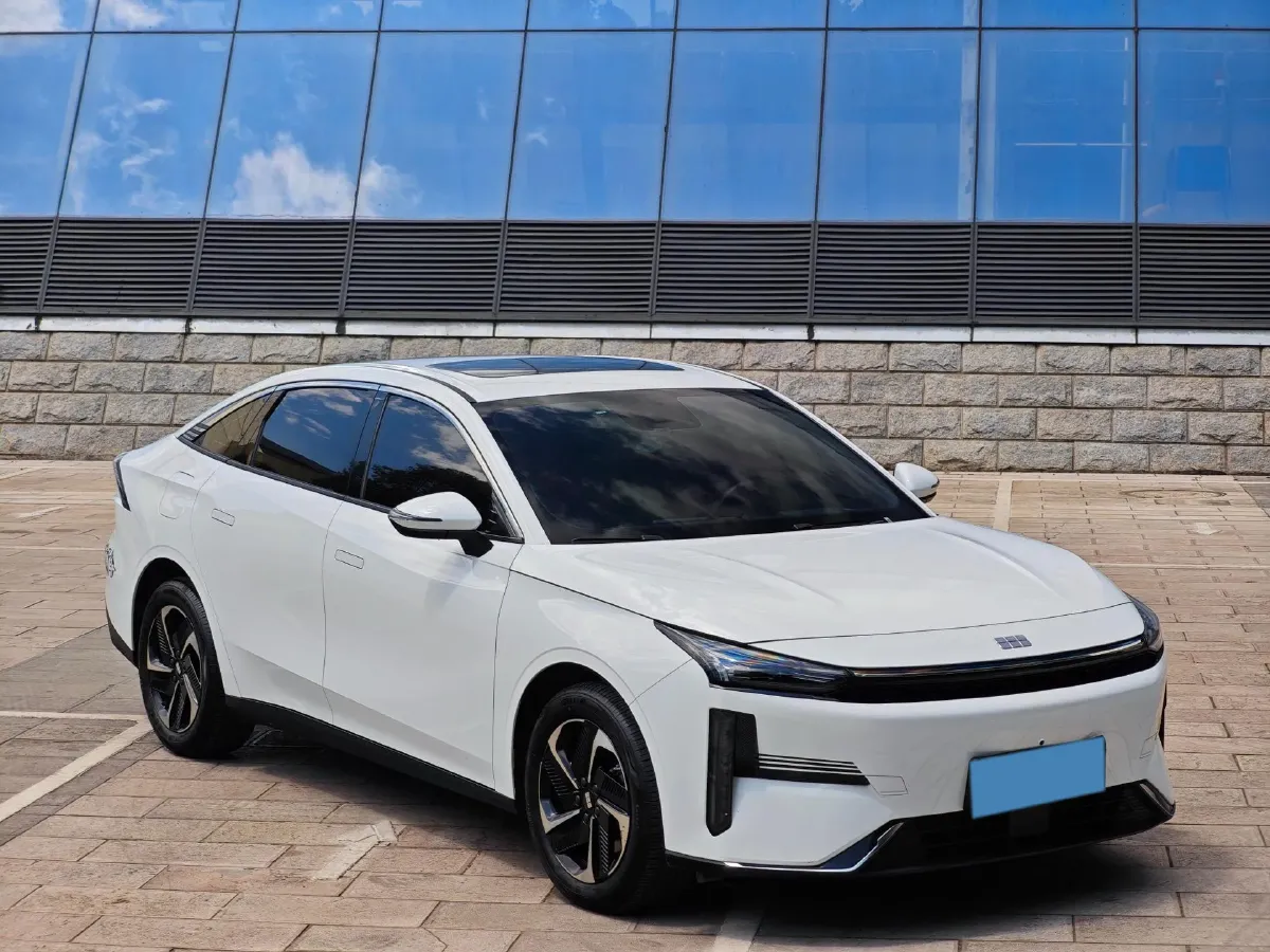 2023 Geely Galaxy L6 1.5T 163HP L4 3DHT PHEV,autocango,china used car exporter,china ev exporter,chinese used car exporter,chinese used ev exporter