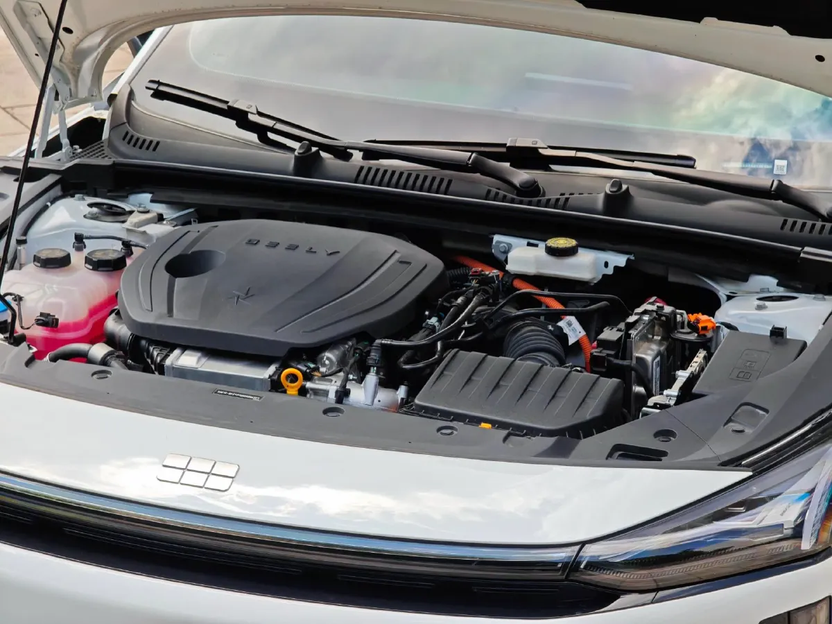 2023 Geely Galaxy L6 1.5T 163HP L4 3DHT PHEV,autocango,china used car exporter,china ev exporter,chinese used car exporter,chinese used ev exporter