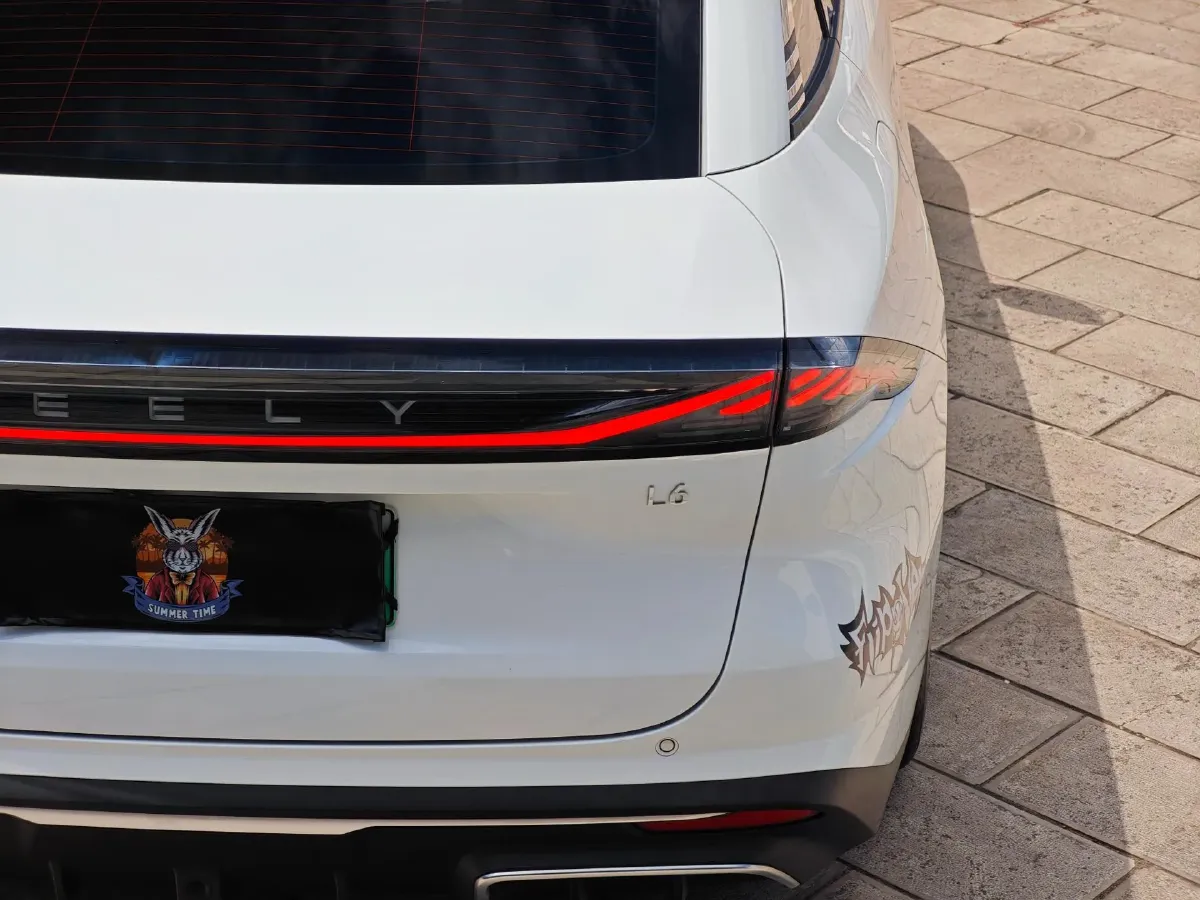 2023 Geely Galaxy L6 1.5T 163HP L4 3DHT PHEV,autocango,china used car exporter,china ev exporter,chinese used car exporter,chinese used ev exporter