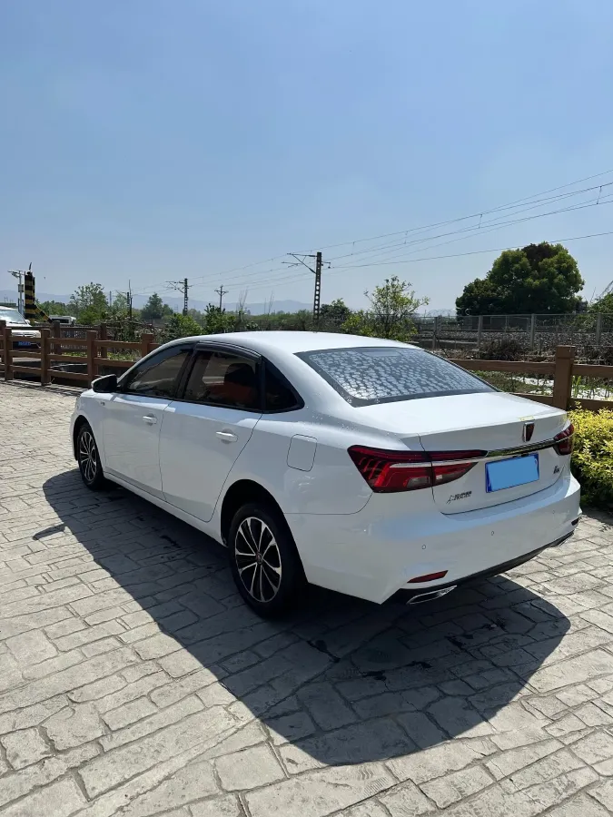 2020 Roewe i6 1.6L 125HP L4 CVT,autocango,china used car exporter,china ev exporter,chinese used car exporter,chinese used ev exporter