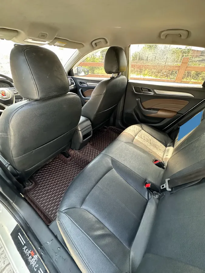 2020 Roewe i6 1.6L 125HP L4 CVT,autocango,china used car exporter,china ev exporter,chinese used car exporter,chinese used ev exporter