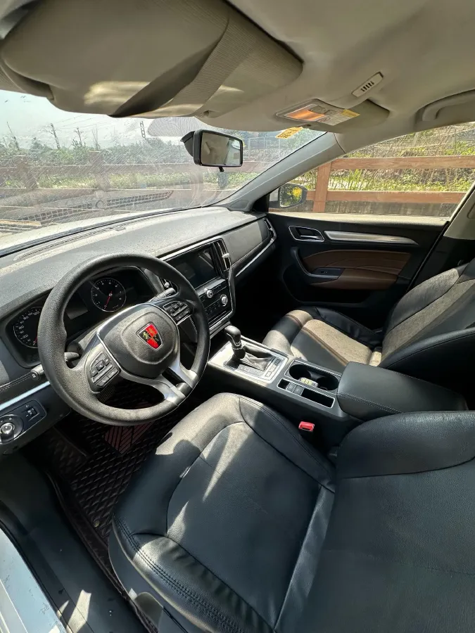 2020 Roewe i6 1.6L 125HP L4 CVT,autocango,china used car exporter,china ev exporter,chinese used car exporter,chinese used ev exporter