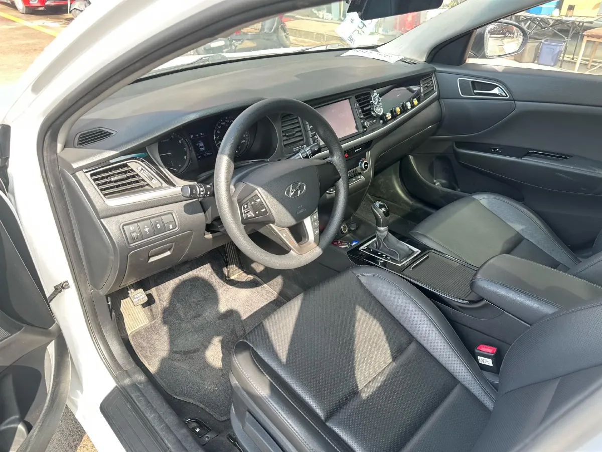 2017 Hyundai Mistra 1.8L 143HP L4 6AT,autocango,china used car exporter,china ev exporter,chinese used car exporter,chinese used ev exporter