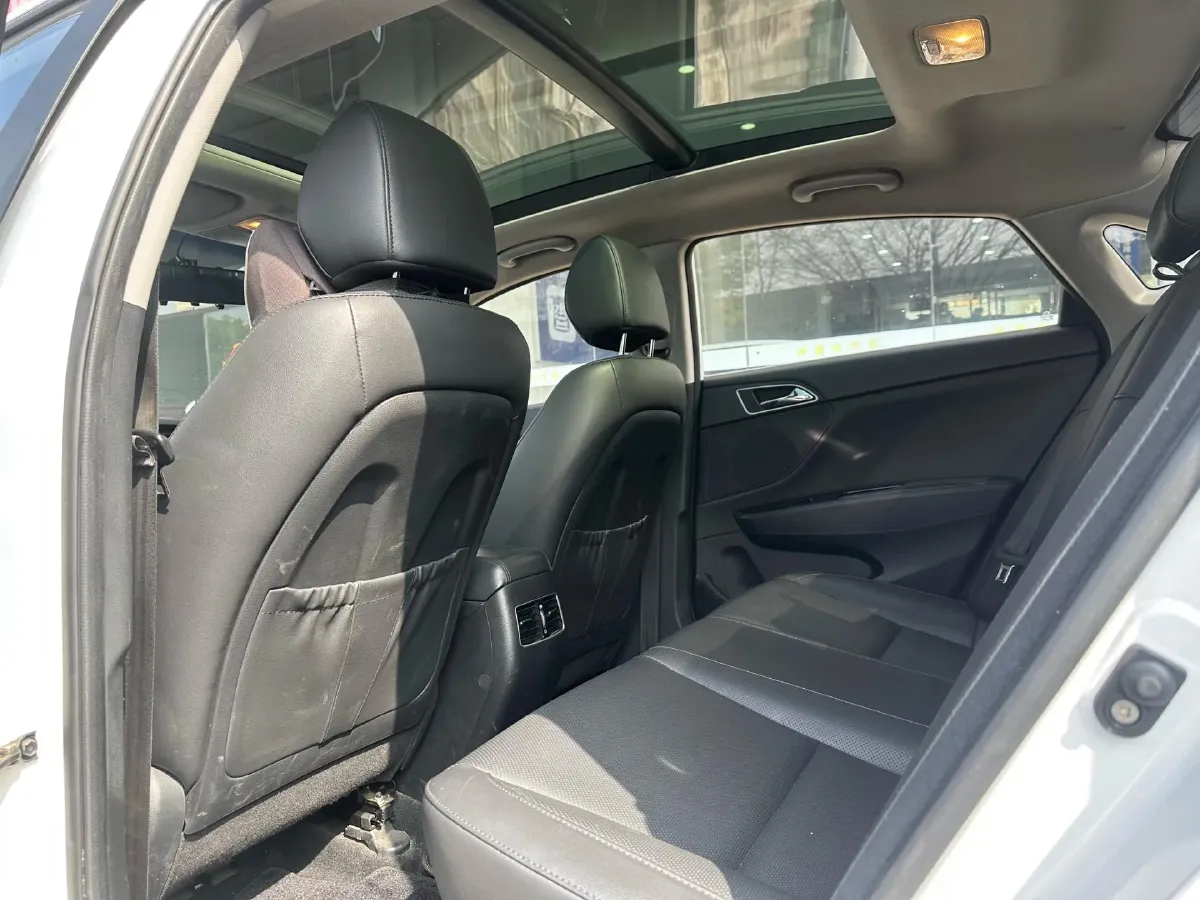 2017 Hyundai Mistra 1.8L 143HP L4 6AT,autocango,china used car exporter,china ev exporter,chinese used car exporter,chinese used ev exporter