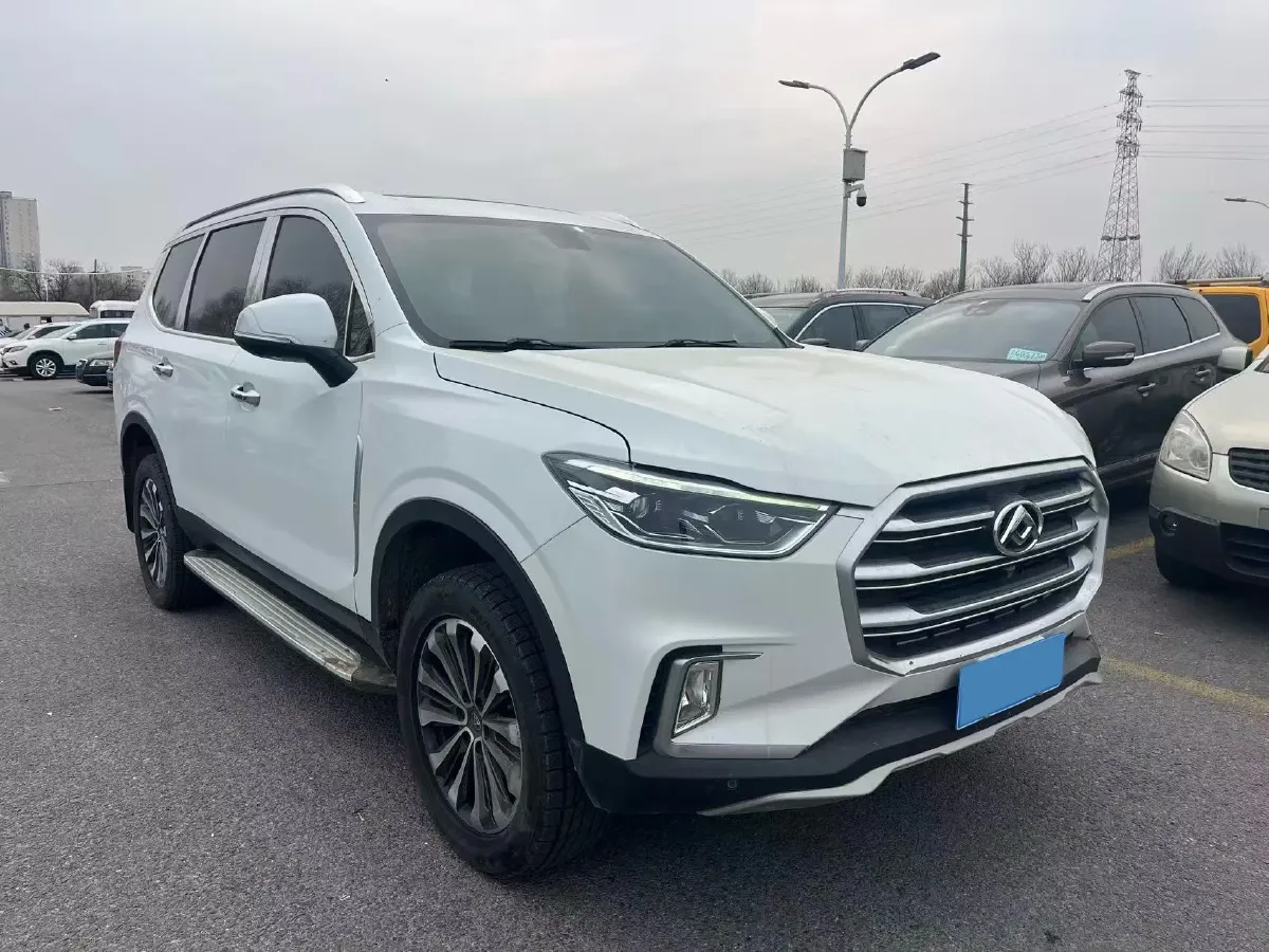 2017 MAXUS D90 2.0T 224HP L4 6AT,autocango,china used car exporter,china ev exporter,chinese used car exporter,chinese used ev exporter