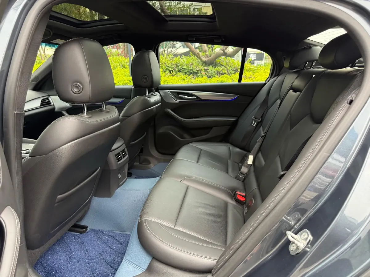 2021 Cadillac CT5 2.0T 237HP L4 10AT,autocango,china used car exporter,china ev exporter,chinese used car exporter,chinese used ev exporter