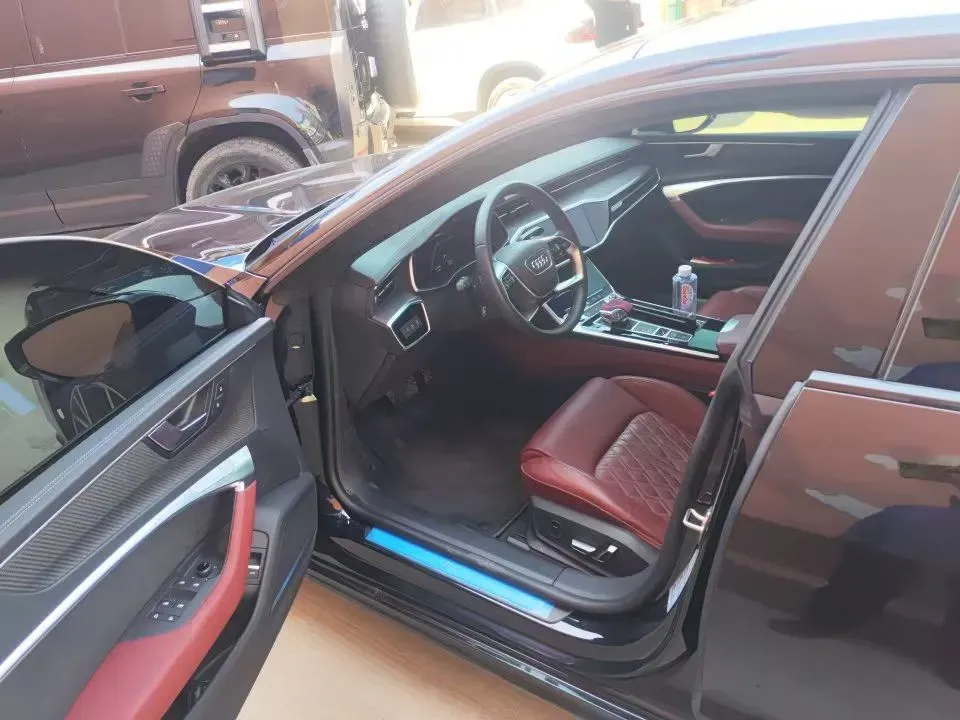 2023 Audi A7L 3.0T 340HP V6 7DCT,autocango,china used car exporter,china ev exporter,chinese used car exporter,chinese used ev exporter