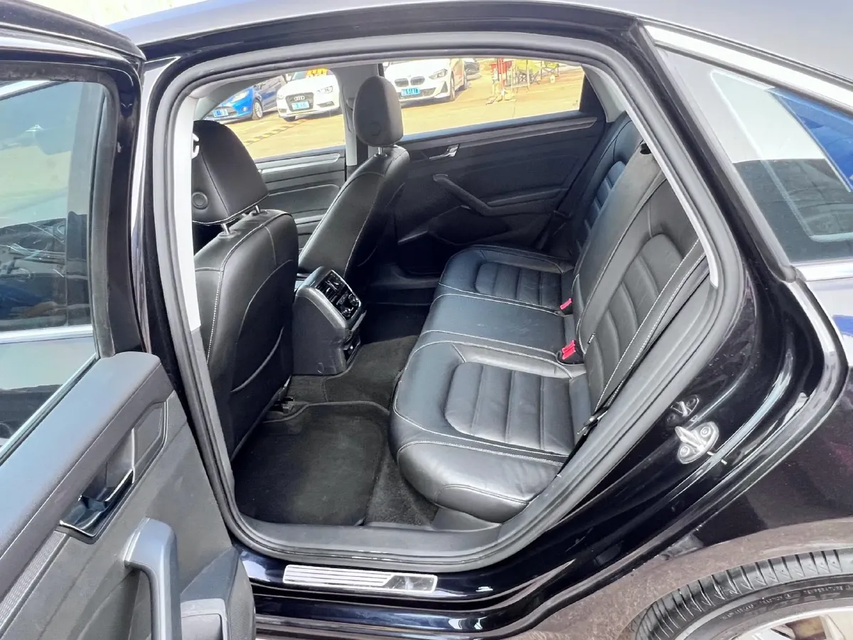 2017 Volkswagen Passat 1.4T 150HP L4 7DCT,autocango,china used car exporter,china ev exporter,chinese used car exporter,chinese used ev exporter