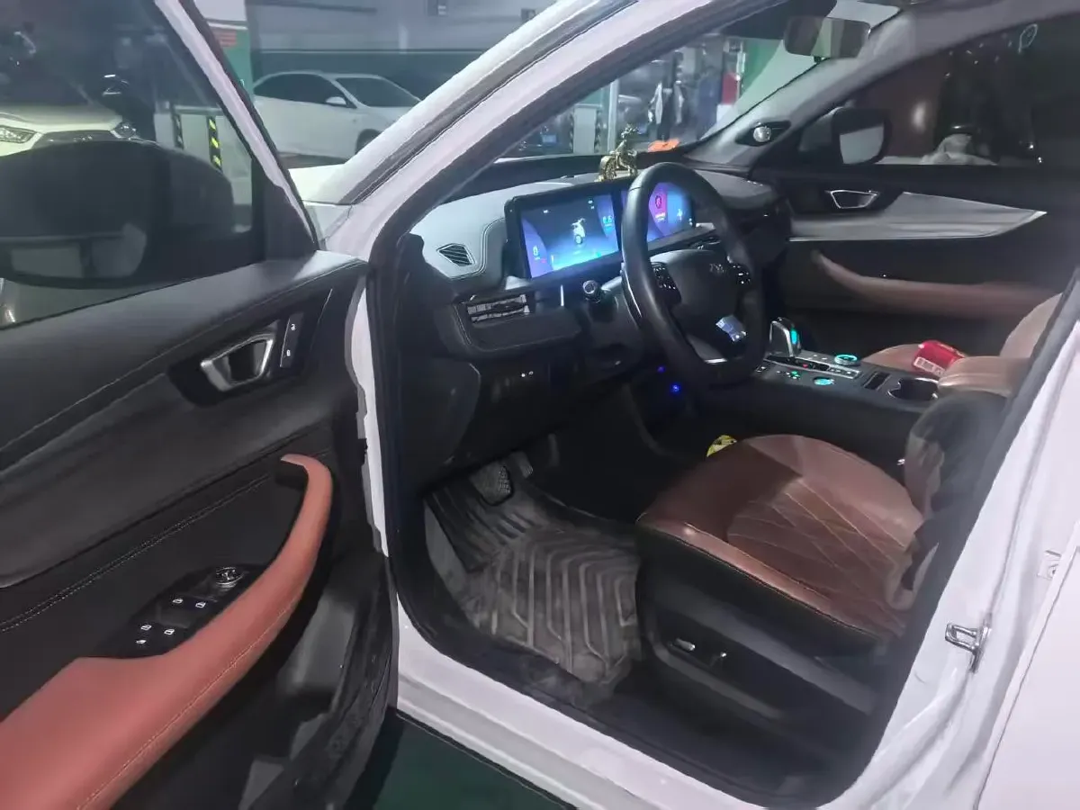 2022 BeiJing Auto EU5 BEV 50KWH,autocango,china used car exporter,china ev exporter,chinese used car exporter,chinese used ev exporter