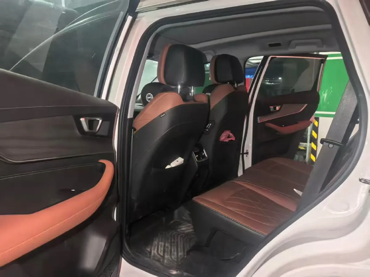 2022 BeiJing Auto EU5 BEV 50KWH,autocango,china used car exporter,china ev exporter,chinese used car exporter,chinese used ev exporter