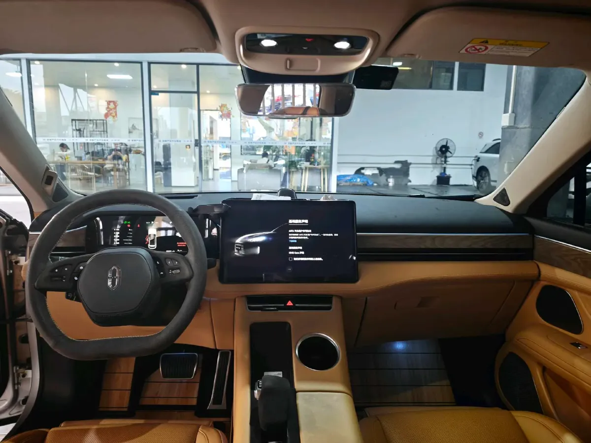 2022 JMC YuHu 7 2.0T 141HP L4 8AT,autocango,china used car exporter,china ev exporter,chinese used car exporter,chinese used ev exporter