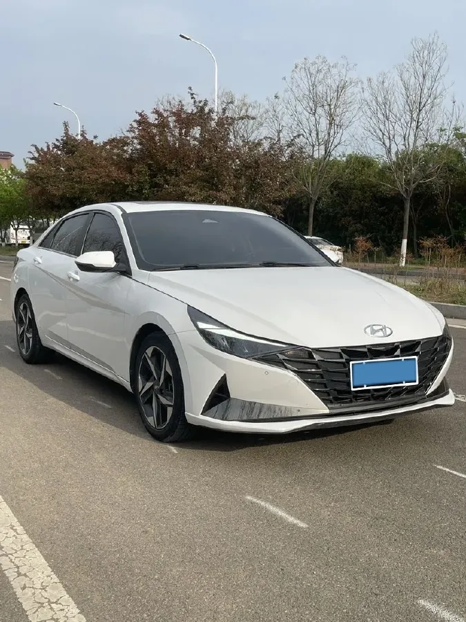 2021 Hyundai Elantra 1.5L 115HP L4 CVT,autocango,china used car exporter,china ev exporter,chinese used car exporter,chinese used ev exporter