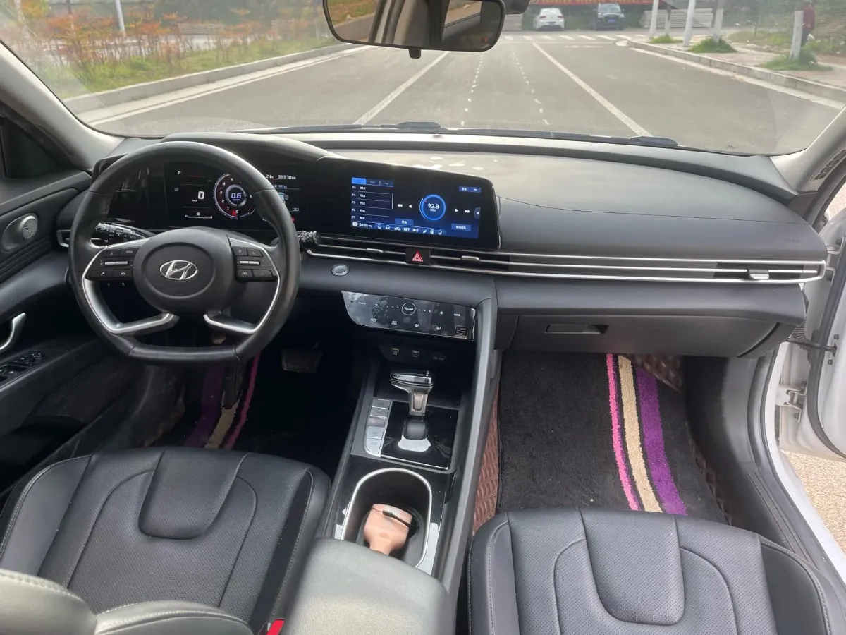 2021 Hyundai Elantra 1.5L 115HP L4 CVT,autocango,china used car exporter,china ev exporter,chinese used car exporter,chinese used ev exporter