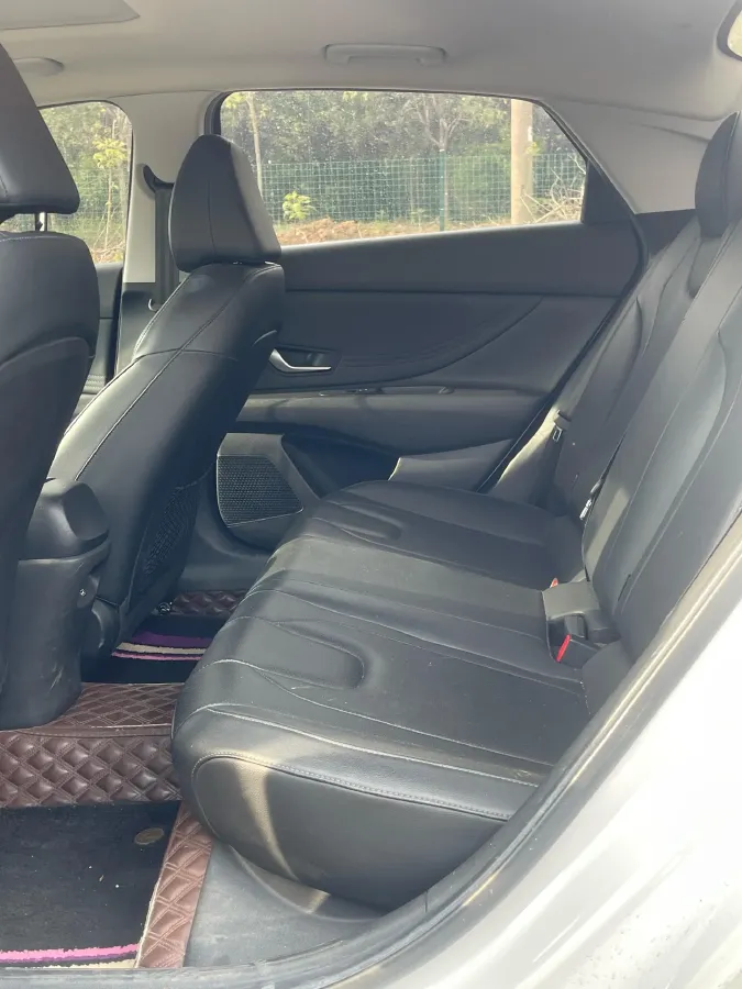 2021 Hyundai Elantra 1.5L 115HP L4 CVT,autocango,china used car exporter,china ev exporter,chinese used car exporter,chinese used ev exporter