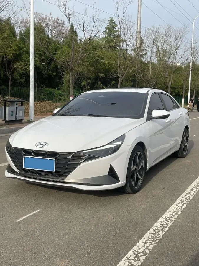 2021 Hyundai Elantra 1.5L 115HP L4 CVT,autocango,china used car exporter,china ev exporter,chinese used car exporter,chinese used ev exporter
