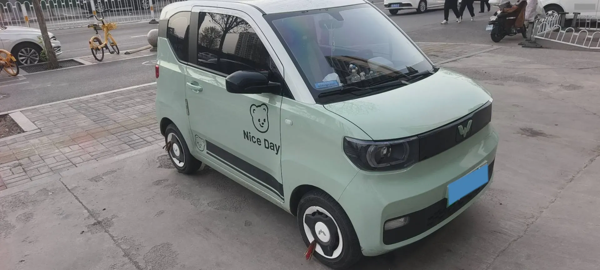 2021 WuLing HongGuang MINI EV BEV 13.9KWH,autocango,china used car exporter,china ev exporter,chinese used car exporter,chinese used ev exporter
