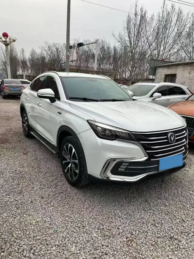 2021 ChangAn CS85 Coupe 1.5T 178HP L4 7DCT,autocango,china used car exporter,china ev exporter,chinese used car exporter,chinese used ev exporter