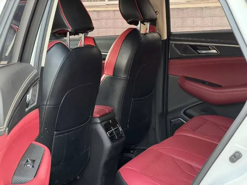 2021 ChangAn CS85 Coupe 1.5T 178HP L4 7DCT,autocango,china used car exporter,china ev exporter,chinese used car exporter,chinese used ev exporter