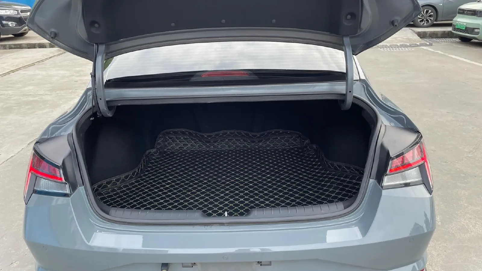 2022 Hyundai Elantra 1.5L 115HP L4 CVT,autocango,china used car exporter,china ev exporter,chinese used car exporter,chinese used ev exporter