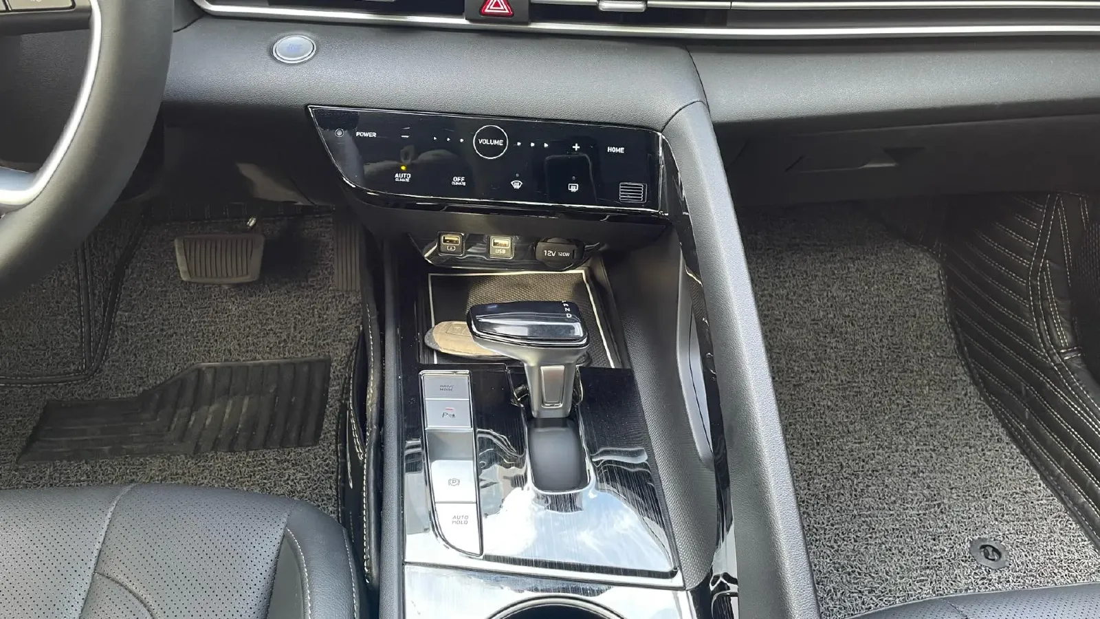 2022 Hyundai Elantra 1.5L 115HP L4 CVT,autocango,china used car exporter,china ev exporter,chinese used car exporter,chinese used ev exporter