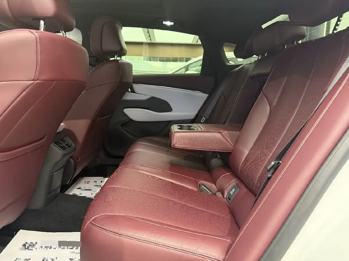 2024 Buick Larcosse 2.0T 237HP L4 9AT,autocango,china used car exporter,china ev exporter,chinese used car exporter,chinese used ev exporter