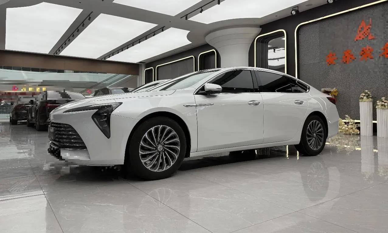 2024 Buick Larcosse 2.0T 237HP L4 9AT,autocango,china used car exporter,china ev exporter,chinese used car exporter,chinese used ev exporter