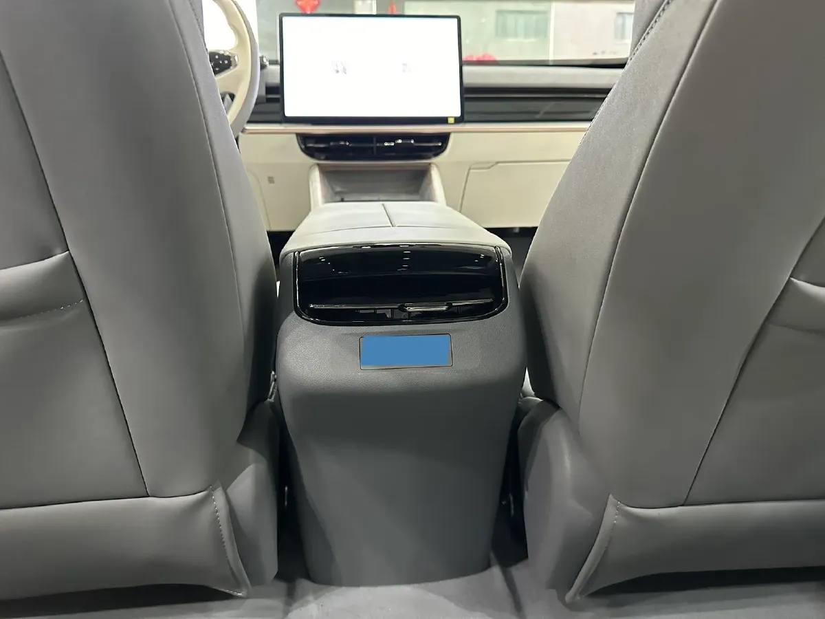 2024 DongFeng eπ eπ007 BEV 70.26KWH,autocango,china used car exporter,china ev exporter,chinese used car exporter,chinese used ev exporter