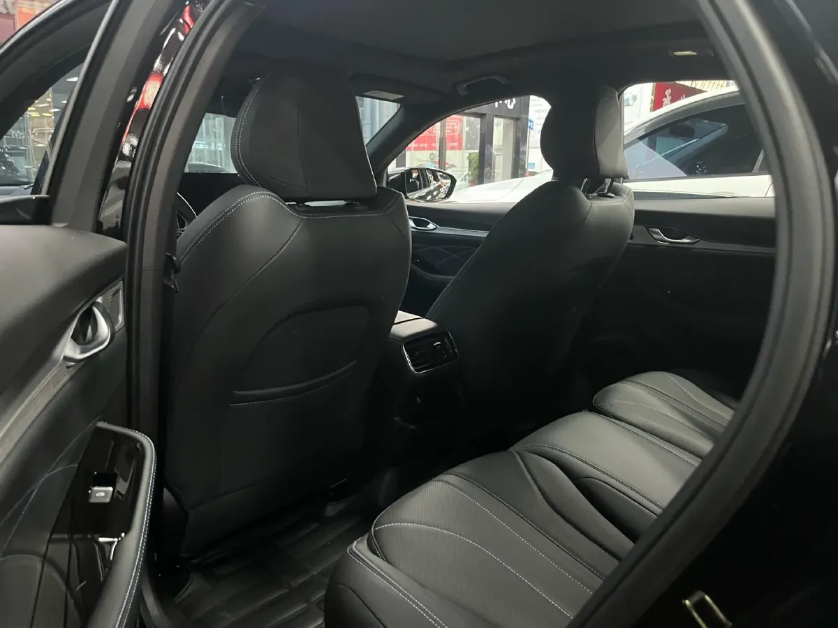 2026 Geely Preface 1.5T 181HP L4 7DCT,autocango,china used car exporter,china ev exporter,chinese used car exporter,chinese used ev exporter