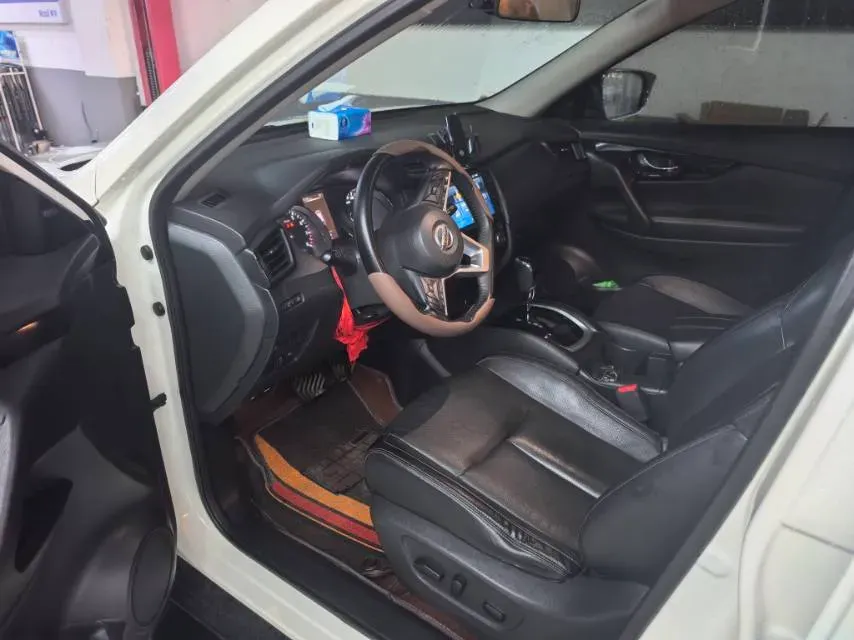 2020 Nissan X-Trail 2.0L 154HP L4 CVT,autocango,china used car exporter,china ev exporter,chinese used car exporter,chinese used ev exporter
