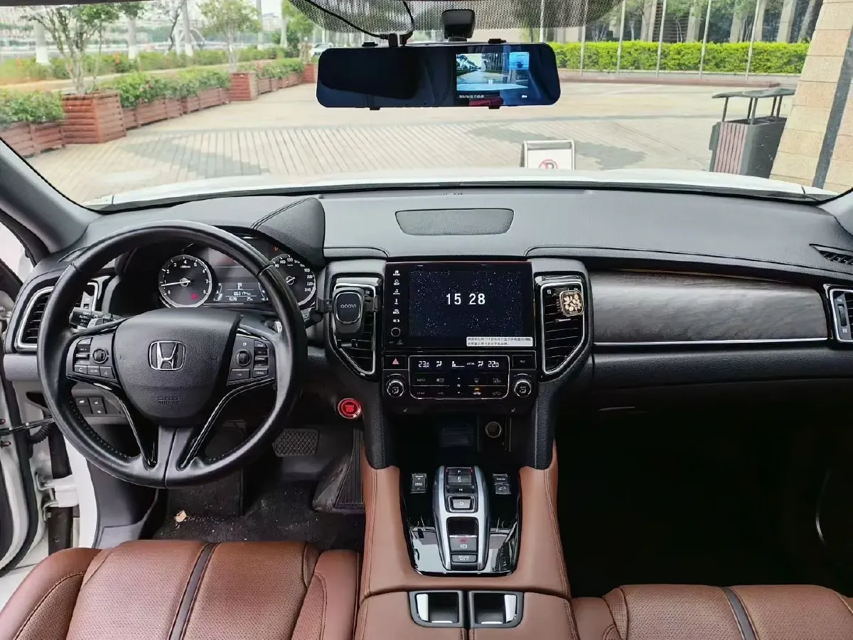 2020 Honda UR-V 2.0T 272HP L4 9AT,autocango,china used car exporter,china ev exporter,chinese used car exporter,chinese used ev exporter