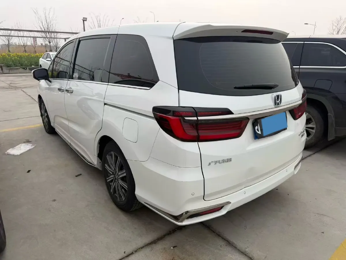 2022 Honda Odyssey 2.0L 146HP L4 E-CVT Hybrid,autocango,china used car exporter,china ev exporter,chinese used car exporter,chinese used ev exporter