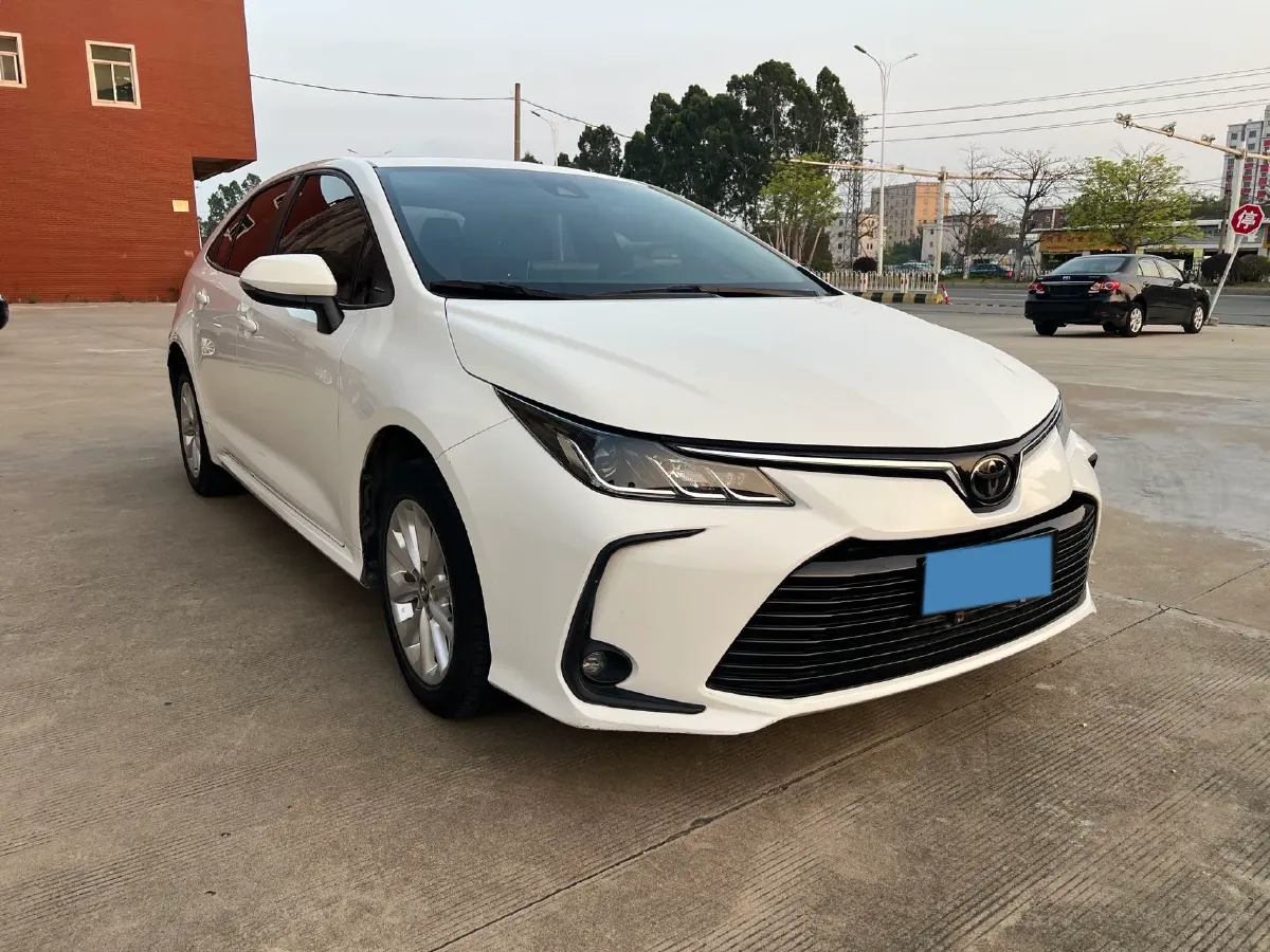 2021 Toyota Corolla 1.2T 116HP L4 CVT,autocango,china used car exporter,china ev exporter,chinese used car exporter,chinese used ev exporter