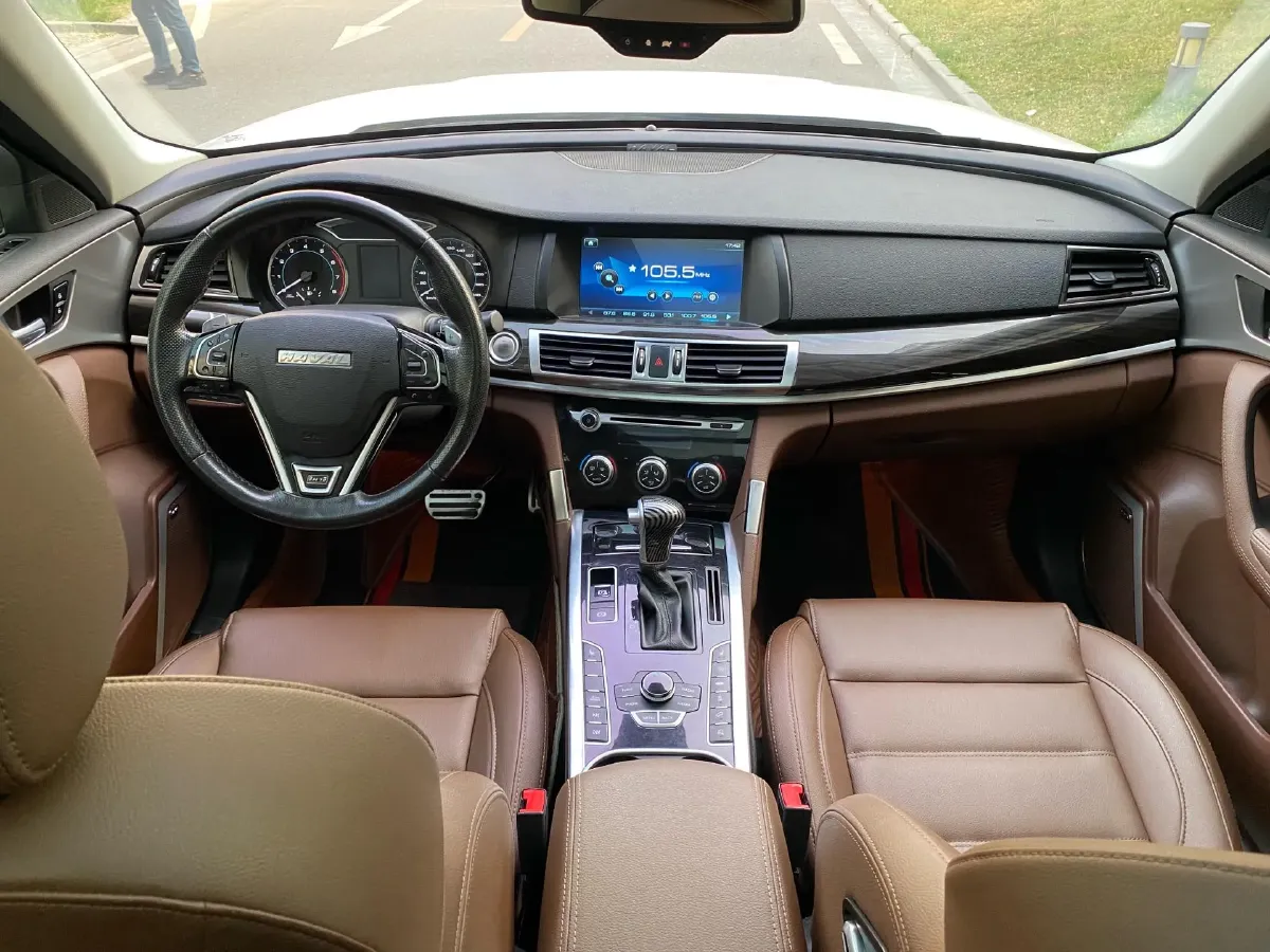 2017 Haval H7 2.0T 231HP L4 6DCT,autocango,china used car exporter,china ev exporter,chinese used car exporter,chinese used ev exporter