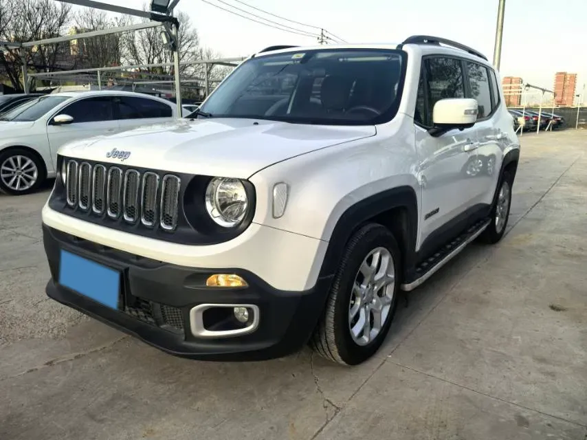 2017 Jeep Renegade 1.4T 150HP L4 7DCT,autocango,china used car exporter,china ev exporter,chinese used car exporter,chinese used ev exporter