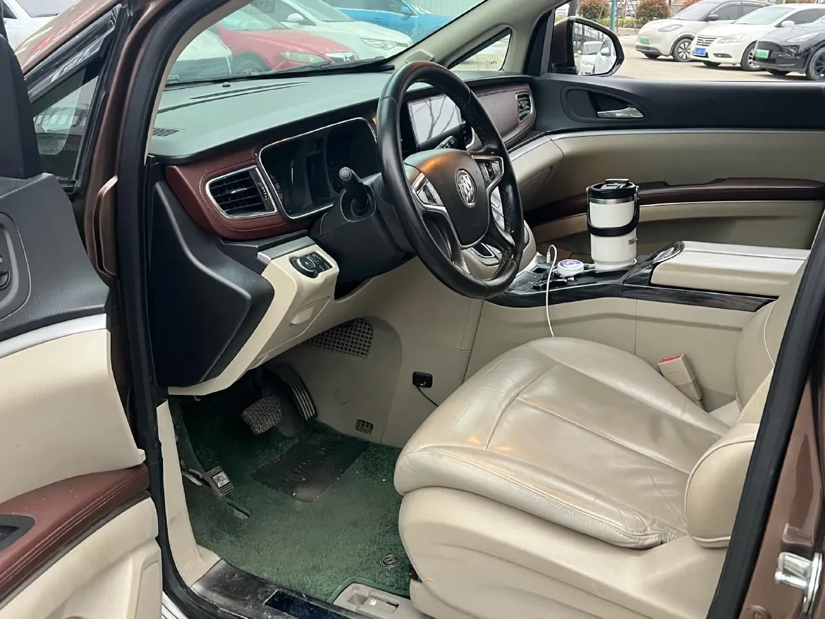 2018 Buick GL8 2.0T 260HP L4 6AT,autocango,china used car exporter,china ev exporter,chinese used car exporter,chinese used ev exporter