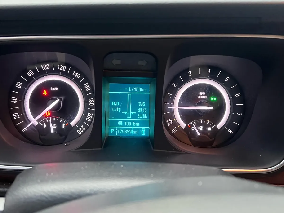 2018 Buick GL8 2.0T 260HP L4 6AT,autocango,china used car exporter,china ev exporter,chinese used car exporter,chinese used ev exporter